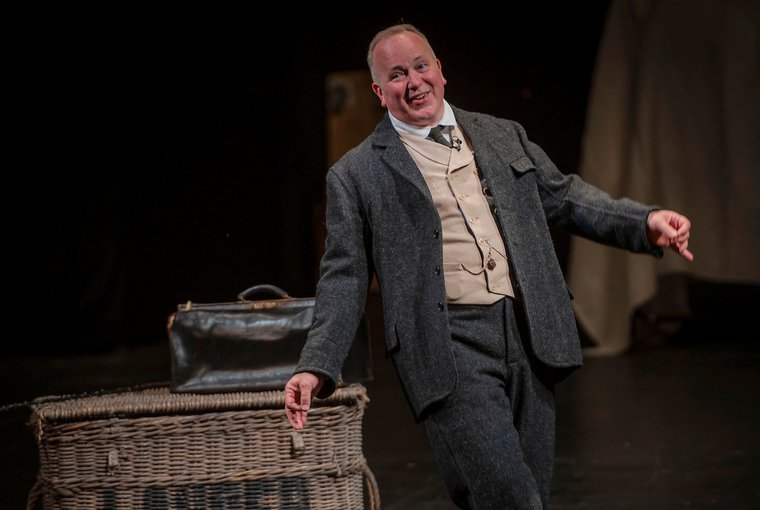 Jamie MacDougall in LAUDER: SCOTLAND'S KILTED KING OF BROADWAY