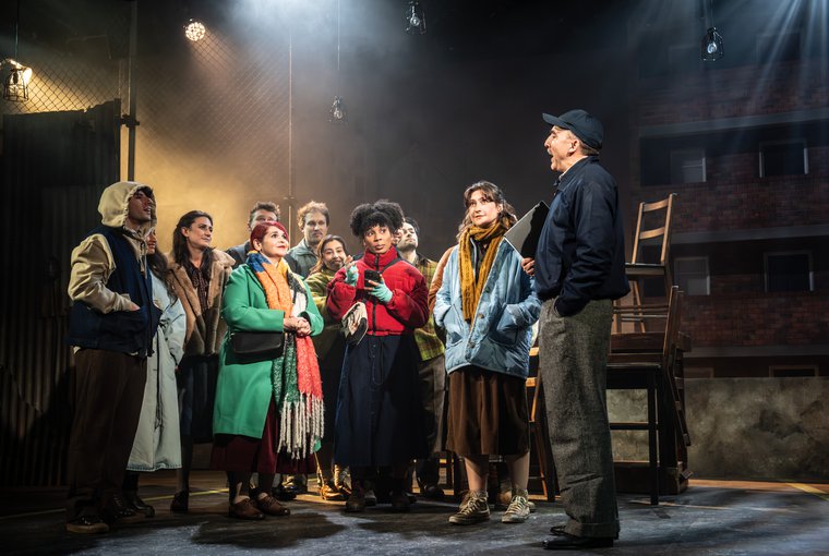 Isaac Gryn, Preeya Kalidas, Debbie Chazen, Barney Wilkinson, Max Alexander-Taylor, Romona Lewis-Malley, Lizzy-Rose Esin Kelly, Michali Dantes, Annie Majin, and Jez Unwin in CABLE STREET