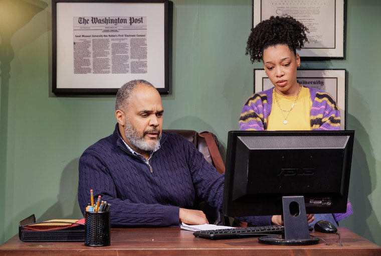 Victor Williams and Amber Reauchean Williams in AMERIKIN