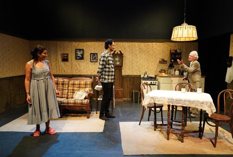 Inji El Gammal, Khaled Abol Naga, and Roger Hendricks Simon in IN THE SHADOW OF HER FATHER