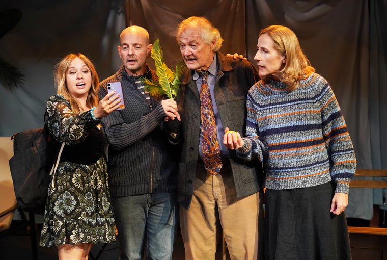 Natalie Lander, Jonathan Slavin, Andy Robinson, and Liza Seneca in SUKKOT
