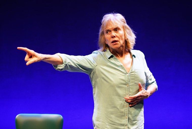 Linda Purl in CRAZY MAMA
