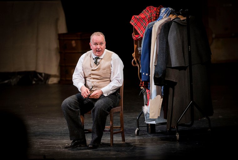 Jamie MacDougall in LAUDER: SCOTLAND'S KILTED KING OF BROADWAY