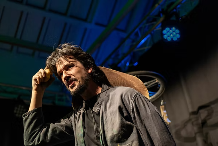 Drew Stroud in Exhausted Paint: The Death of Van Gogh. Photo by Russel MacSorley