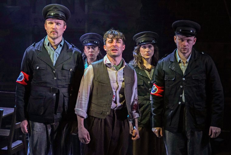 Max Alexander-Taylor, Romona Lewis-Malley, Isaac Gryn, Annie Majin, and Barney Wilkinson in CABLE STREET