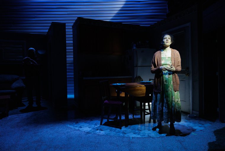 Molly Carden in AMERIKIN